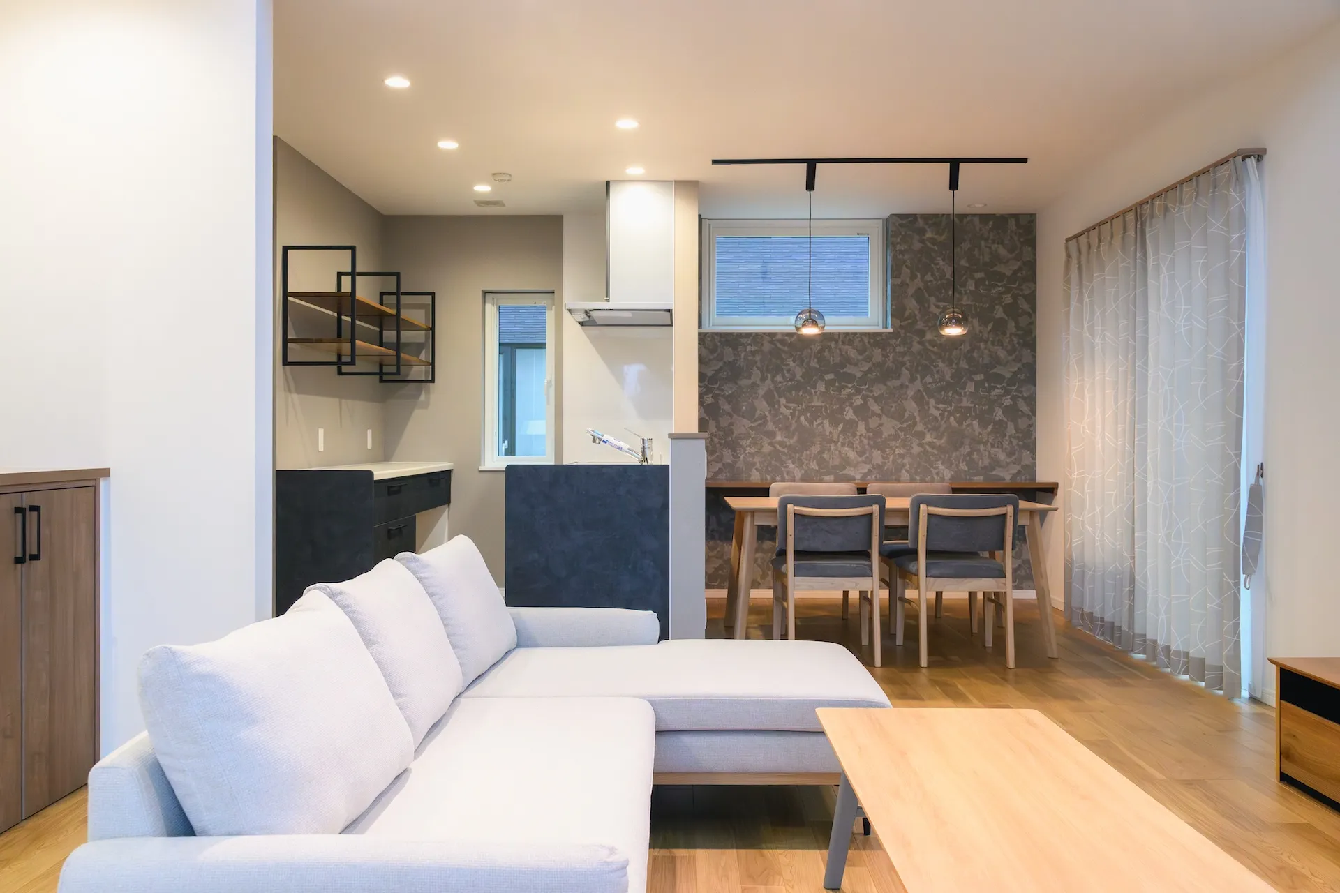 【公開中】ハーヴェストタウン東雁来モデルF棟